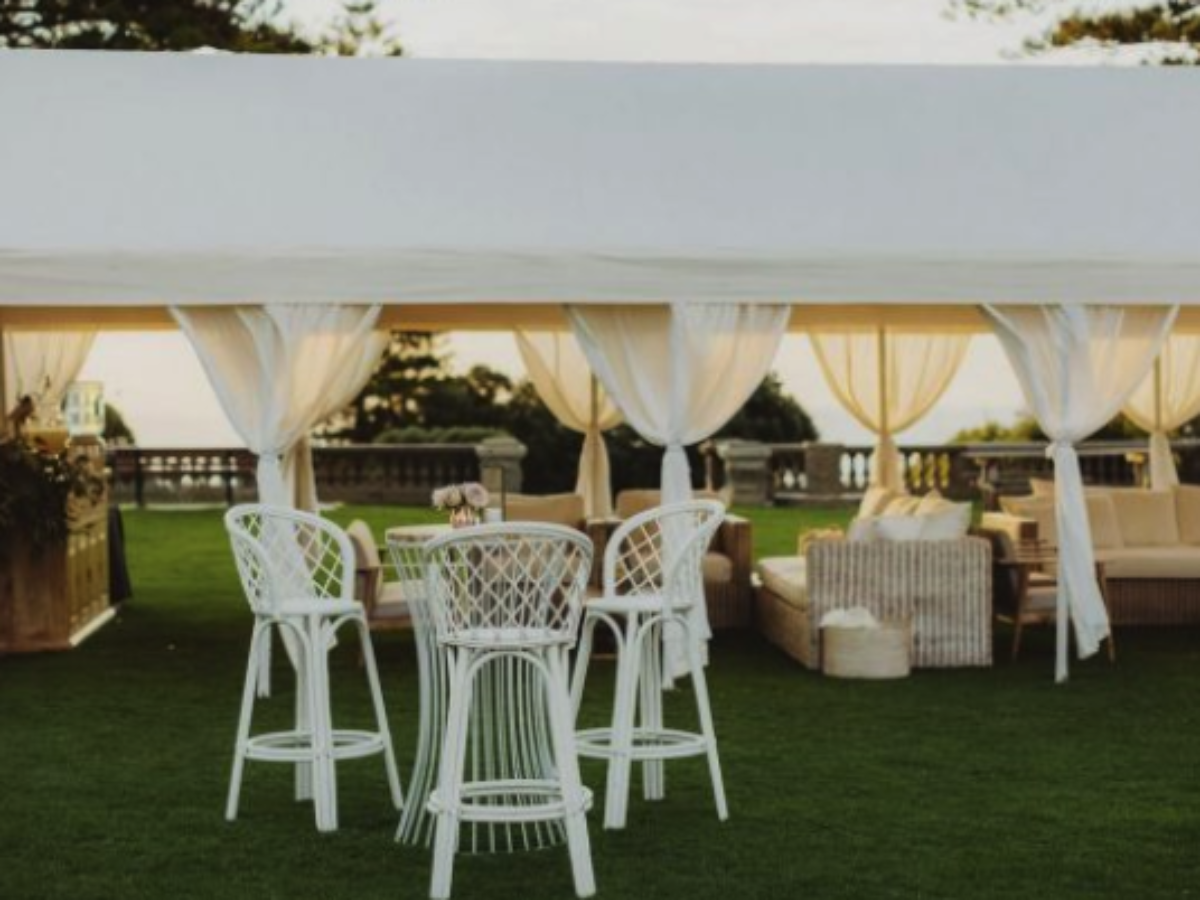 Divyana canopy