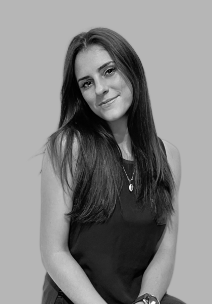 Celine Headshot 1