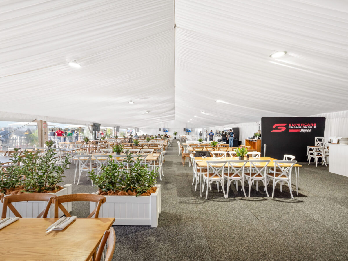 v8 Supercars - Wanneroo Raceway Perth