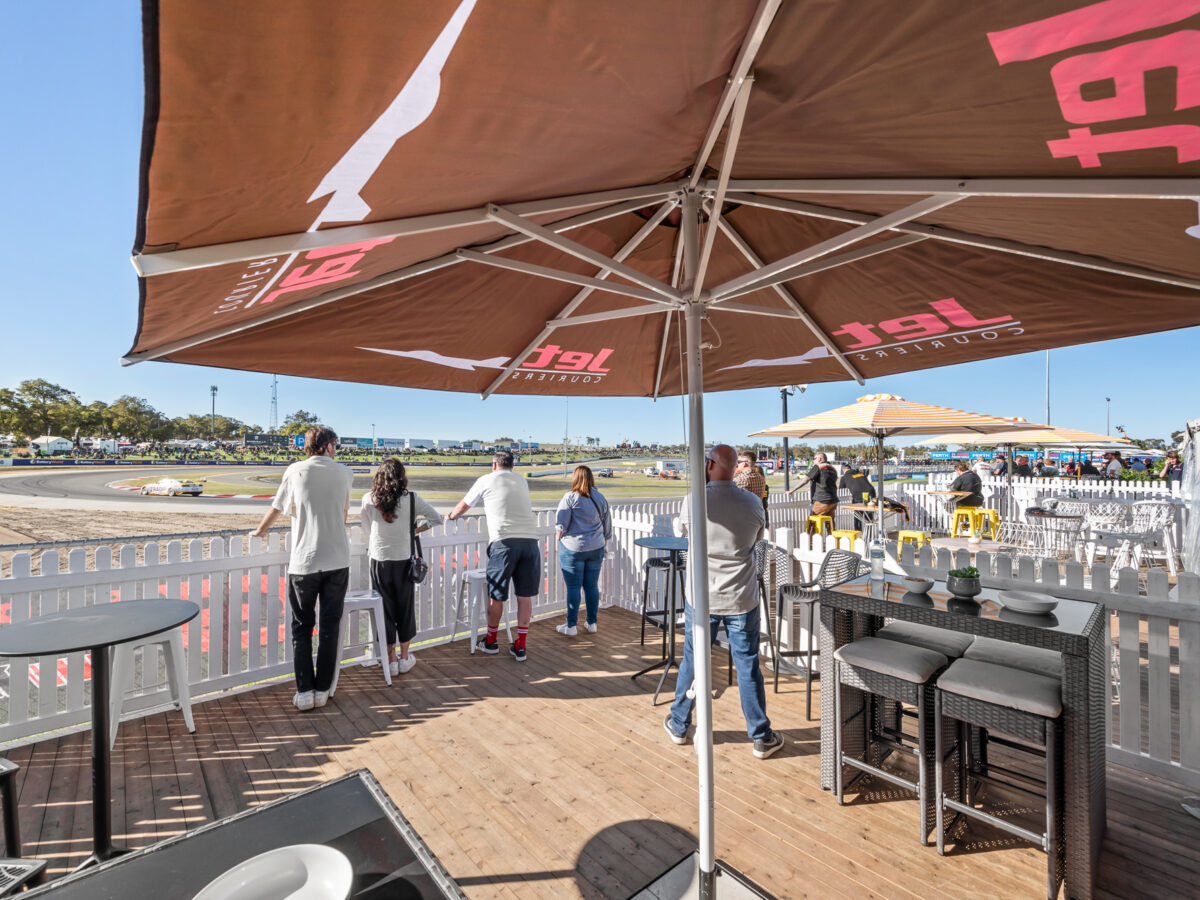v8 Supercars - Wanneroo Raceway Perth